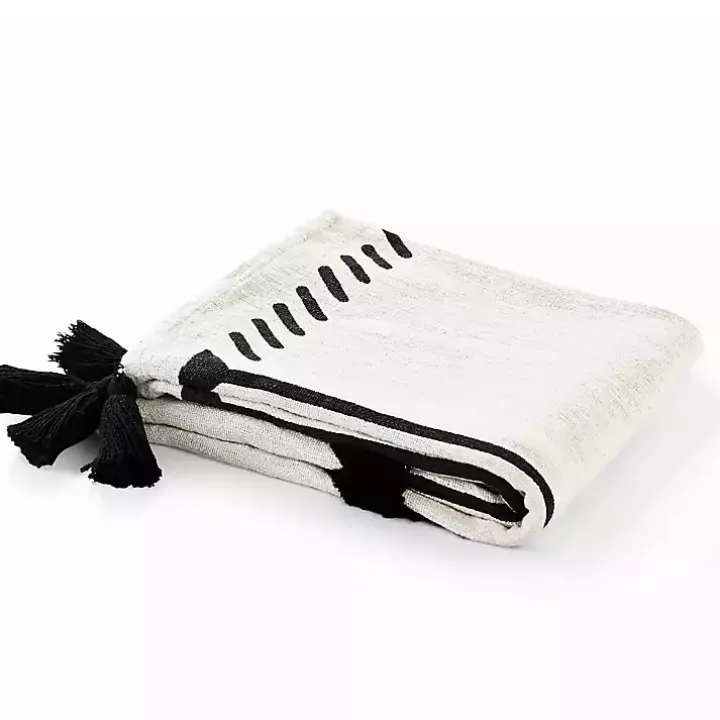 Anna Black And White Diamond Throw