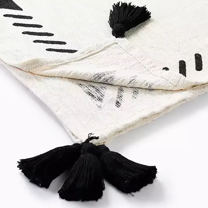 Anna Black And White Diamond Throw