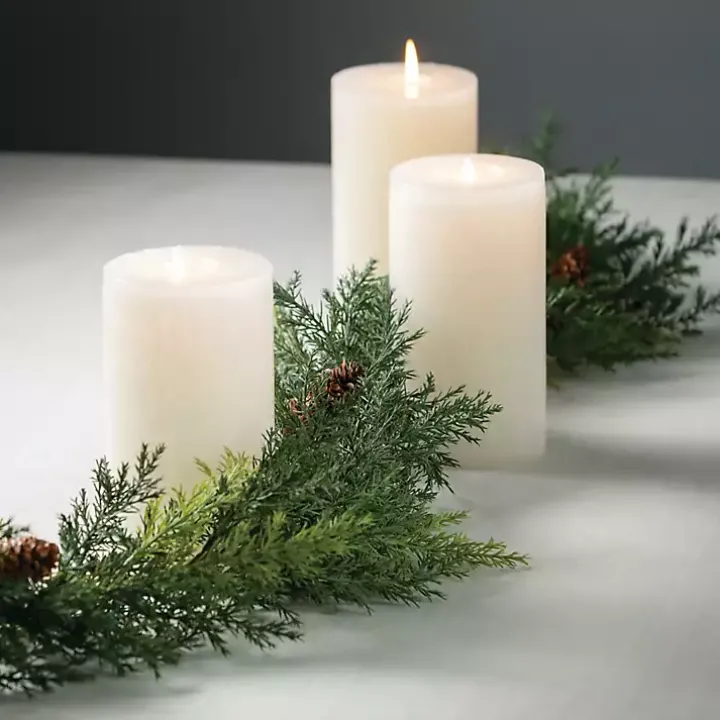 Arborvitae Garland
