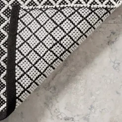 Black & White Trellis Indoor/Outdoor Runner, 3x8