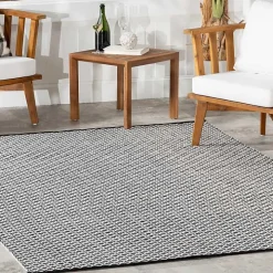Black & White Trellis Indoor/Outdoor Runner, 3x8