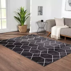 Black and White Trellis Woven Area Rug, 6x9