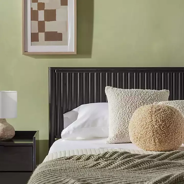 Black Reeded Headboard Queen Bed