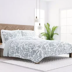 Blue Jacobean Reversible 3-pc. King Quilt Set