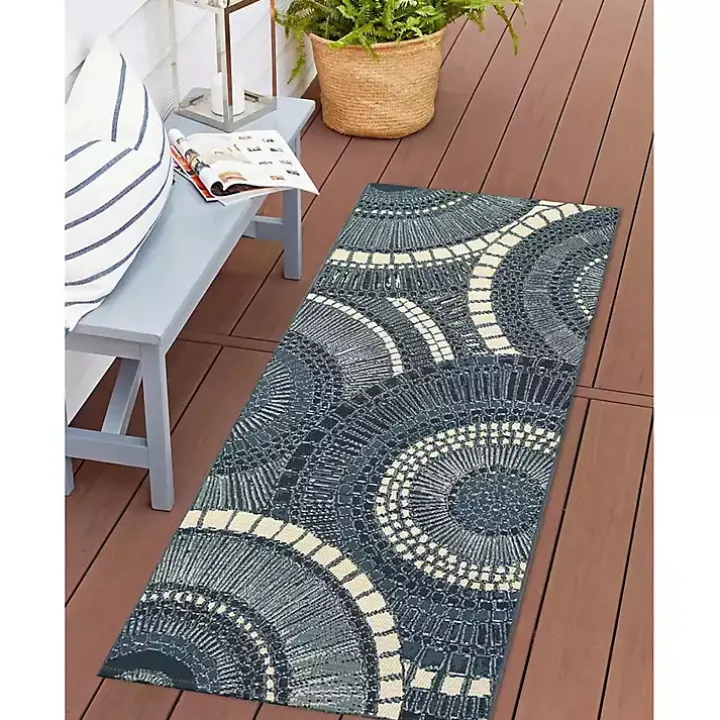 Blue Spheres Indoor/Outdoor Runner, 1x4