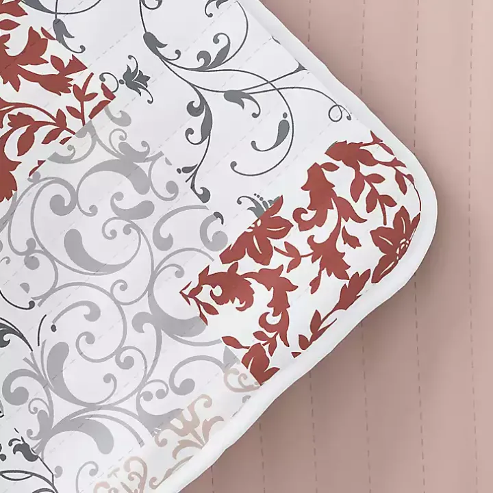 Blush Patchwork Reversible 3-pc. Queen Quilt Set