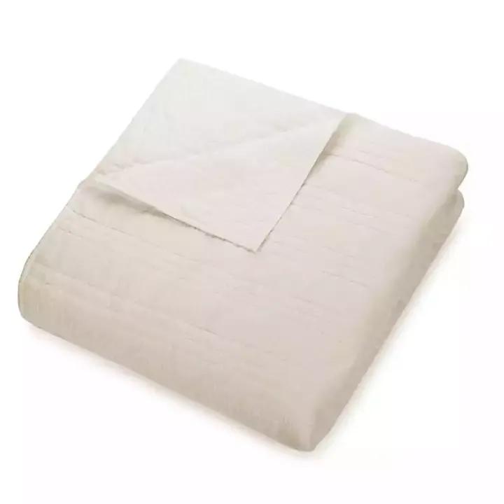 Cream Atmosphere Queen Quilt