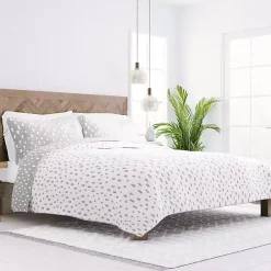 Gray Dotted Reversible 3-pc. Queen Quilt Set