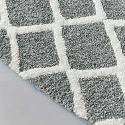 Gray Geometric Pattern Reversible Bath Mat, 34 in.