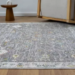 Gray Ivory Area Rug, 7x9