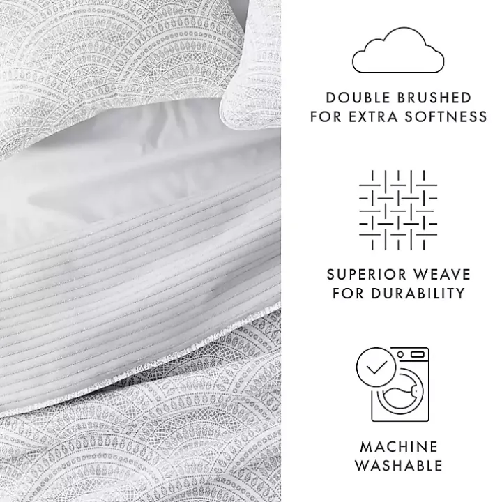 Gray Scalloped Reversible 2-pc. Twin Quilt Set