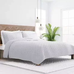 Gray Stitched Diamond 3-pc. Queen Quilt Set