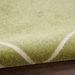 Green Bordered Indoor/Outdoor Area Rug, 5x7