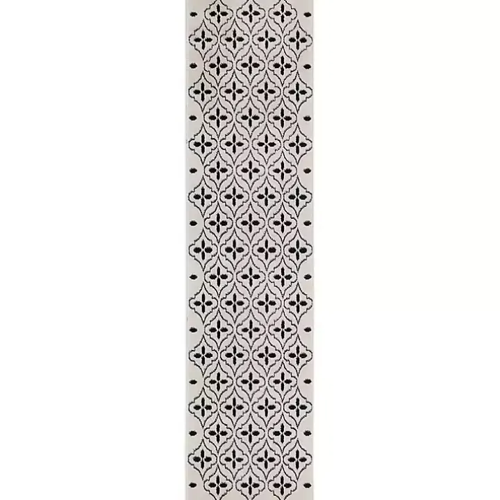 Ivory & Black Quatrefoil Indoor/Outdoor Runner
