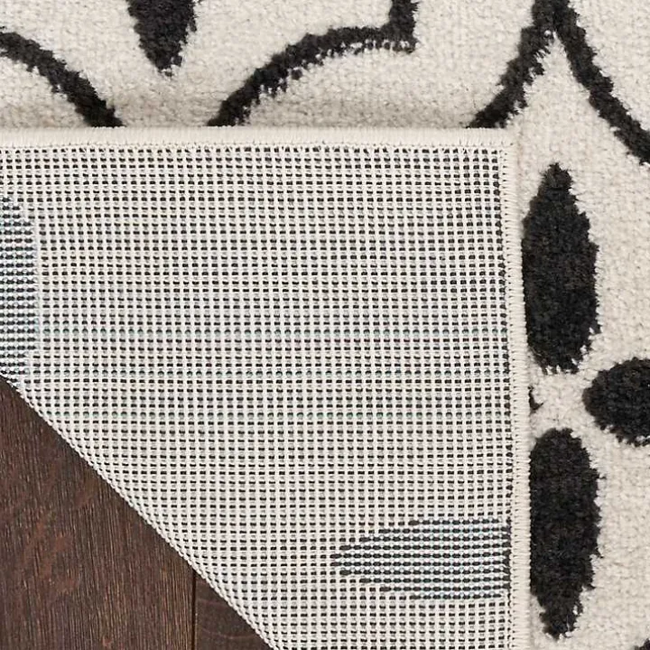 Ivory & Black Quatrefoil Indoor/Outdoor Runner