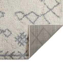 Ivory Geometric Runner