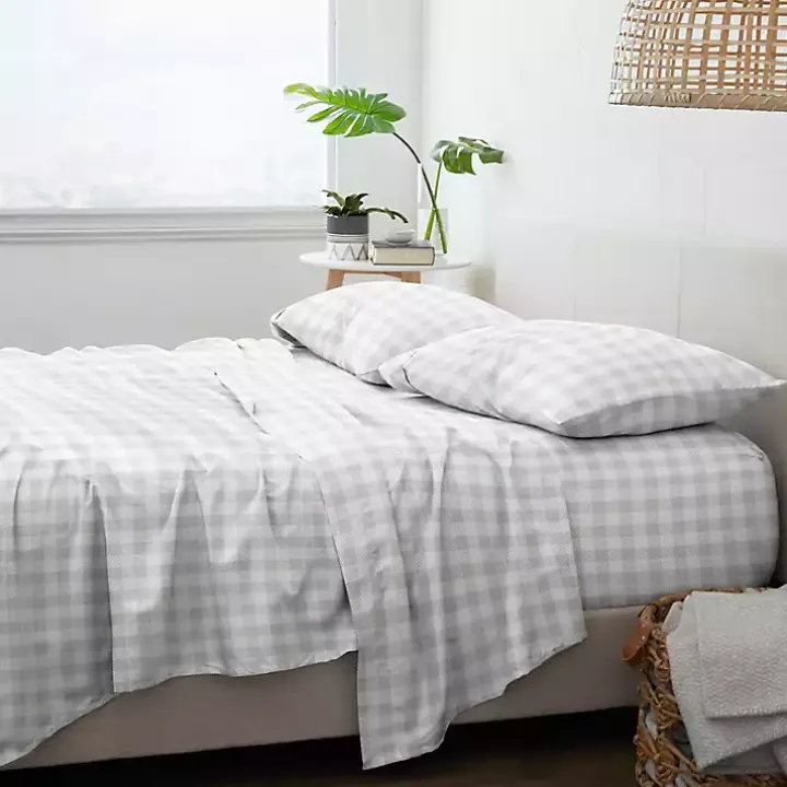 Light Gray Country Plaid 4-pc. King Bed Sheet Set