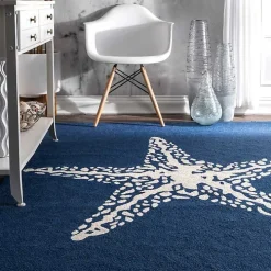 Navy Starfish Hooked Indoor/Outdoor Area Rug, 7x9