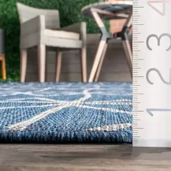 Sanford Blue Geometric Shapes Outdoor Rug, 5x8