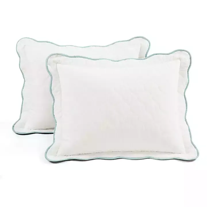 White and Teal Scallop 3-pc. King Quilt Set