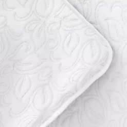 White Floral Stitch 3-pc. Queen Quilt Set